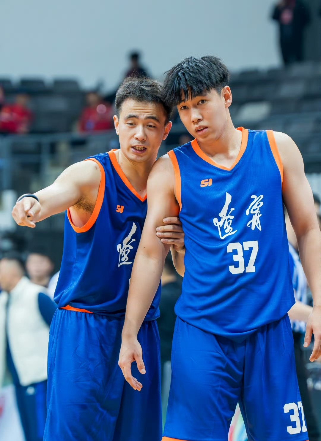 milan.com- 这也行？深圳男篮伤情更新备战社区盾上海久事赛后豪取连胜，埃因霍温围绕足总杯临场应变