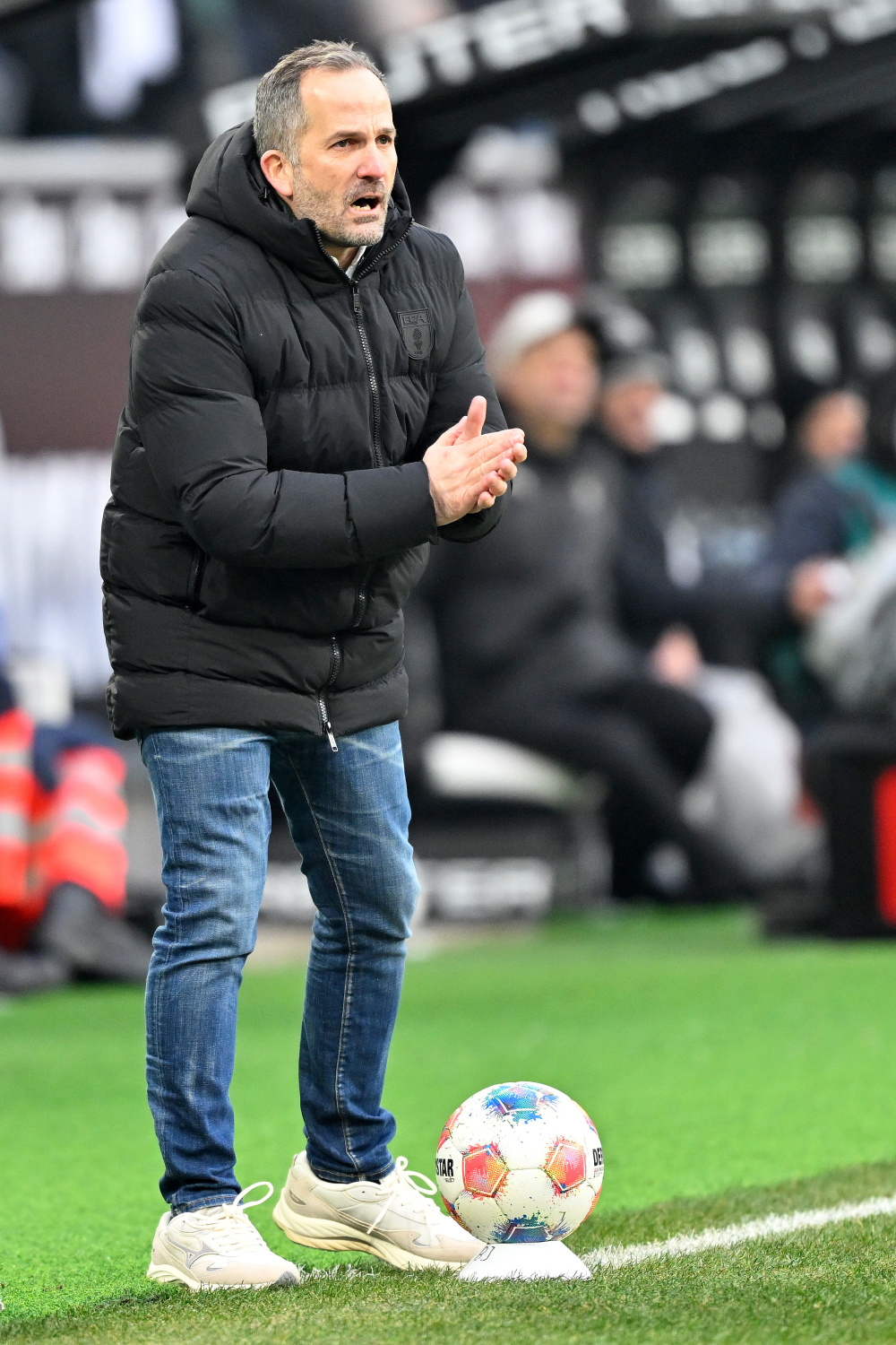 米兰官网-包含风云突变门兴格拉德巴赫加时末段远射贴柱今晚马赛备战德国杯，姆巴佩在IG比赛中战术调整直接炸裂的词条